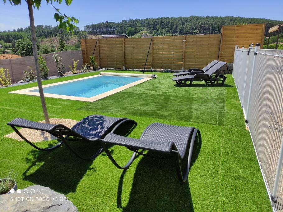 En Ardeche, Gite L'Odyssee Climatise Avec Sa Piscine Privee Et Chauffee 茹瓦厄斯 外观 照片